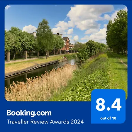 2 Bed 2 Bath With Canal View 아파트 더블린