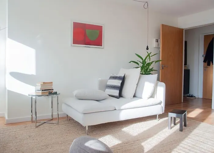 2 Bed 2 Bath With Canal View Dublino