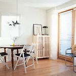 Apartman 2 Bed 2 Bath With Canal View