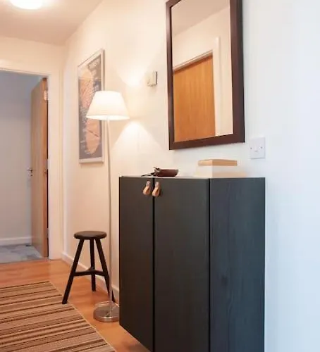 Apartament 2 Bed 2 Bath With Canal View Dublin